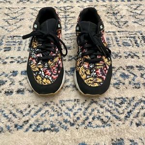 Nike Air florals